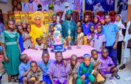 Children's Day: Olori Janet Afolabi hosts Apomu children,distributes 1000 books